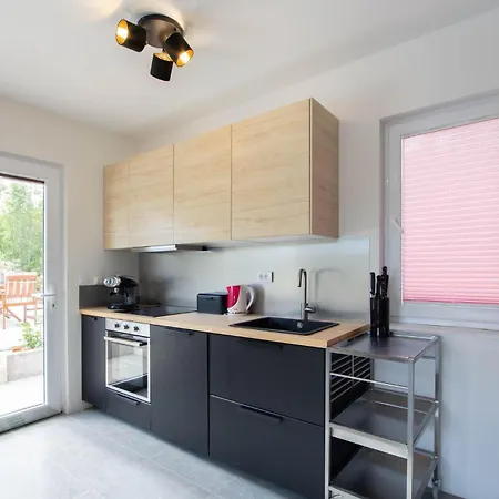 Lovely In Muc With Kitchen Σπίτι διακοπών